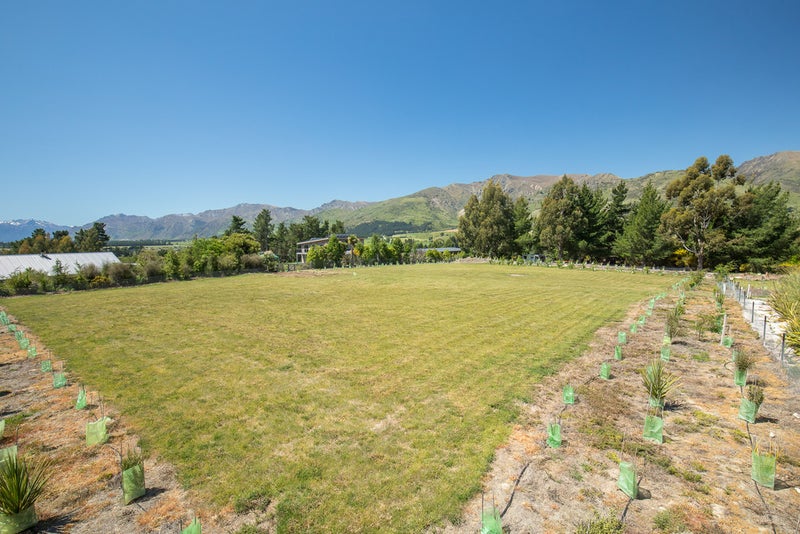 6 Maude View Road, Hāwea Flat, Lake Hāwea - Carousel 14