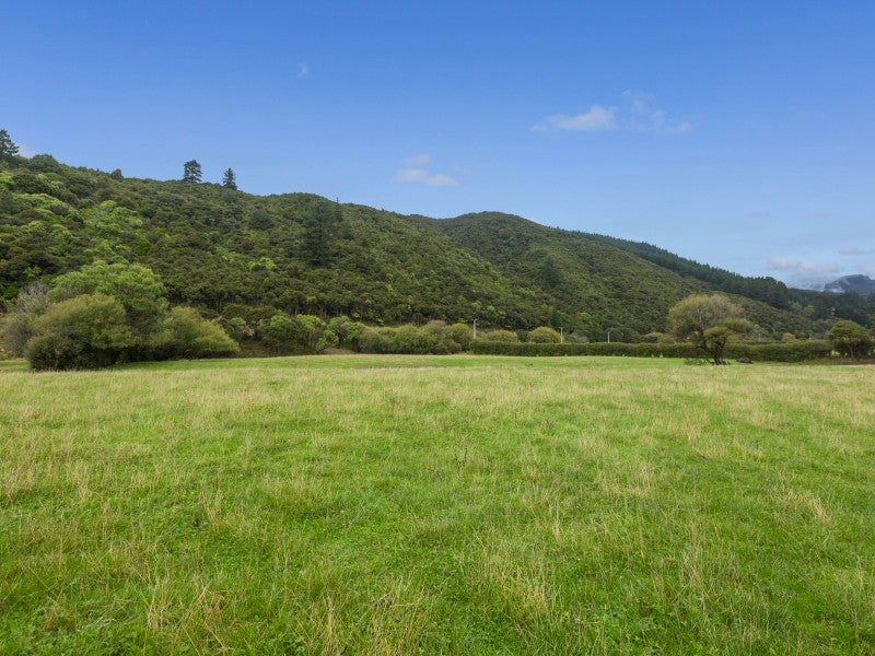 440 Whitemans Valley Road, Whitemans Valley, Upper Hutt - Carousel 2