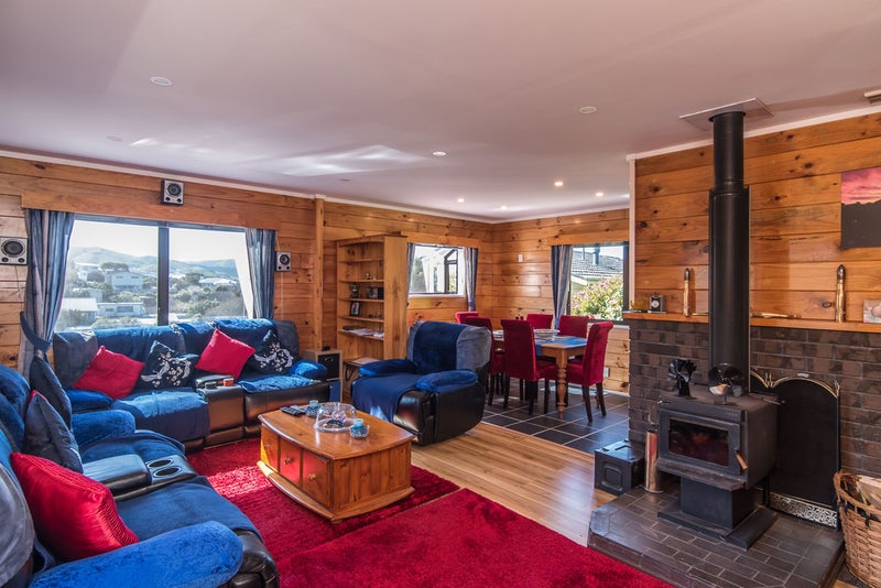 14 Makatote Grove, Churton Park, Wellington - Carousel 2