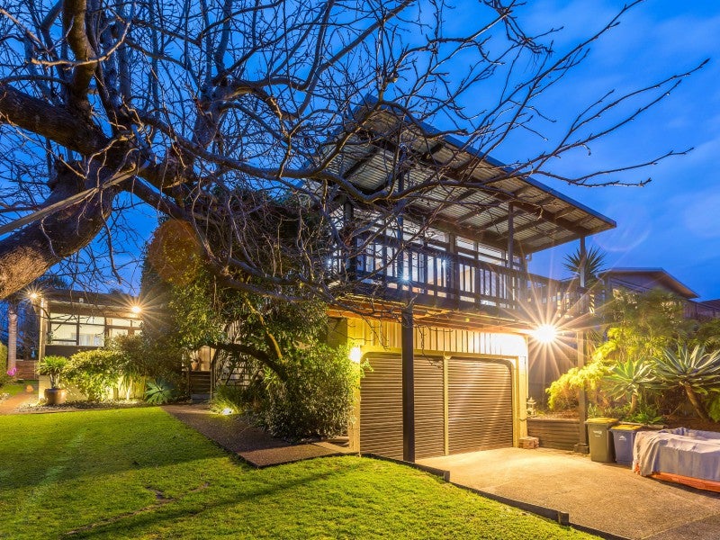 35 Neptune Avenue, Beach Haven, Auckland - Carousel 1
