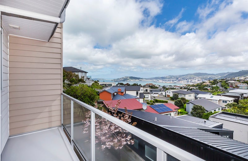 52C Mandalay Terrace, Khandallah, Wellington - Carousel 22
