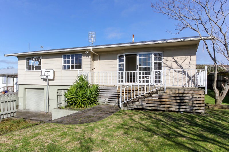 35 Gardenia Avenue, Bell Block, New Plymouth - Carousel 1