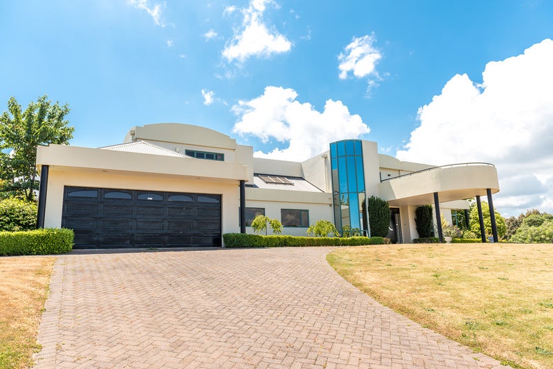 5 Edmonds Drive, Otamatea, Whanganui - Carousel 1