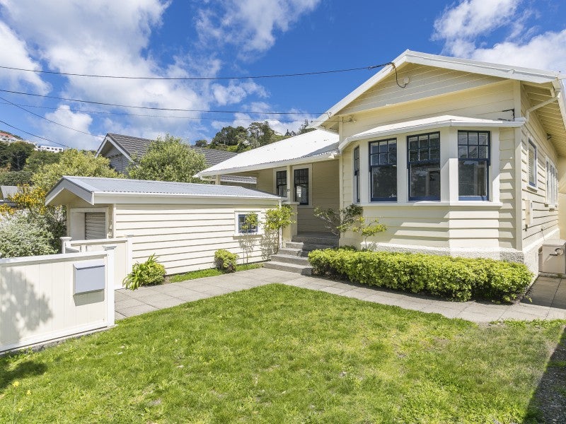 20 Ventnor Street, Seatoun, Wellington - Carousel 1