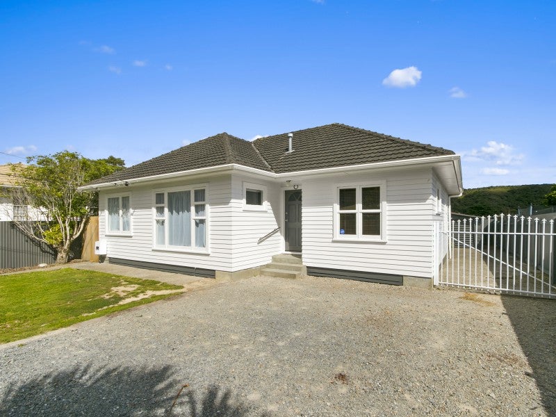 107 Wise Street, Wainuiomata, Lower Hutt - Carousel 1