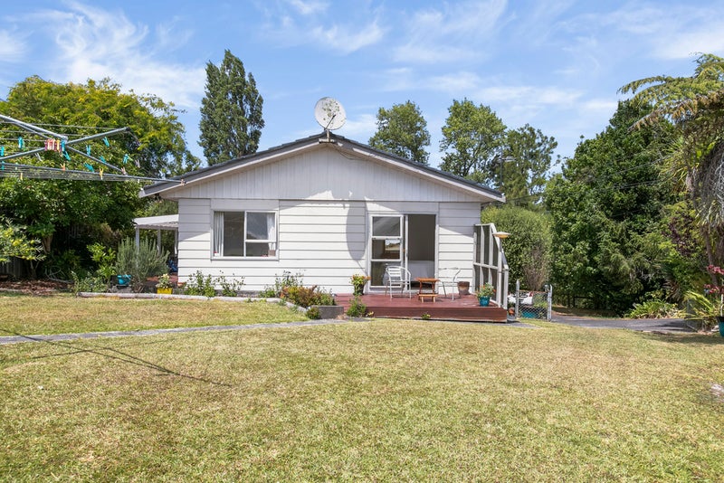 1/8 Wattle Road, Sunnyvale, Auckland - Carousel 2
