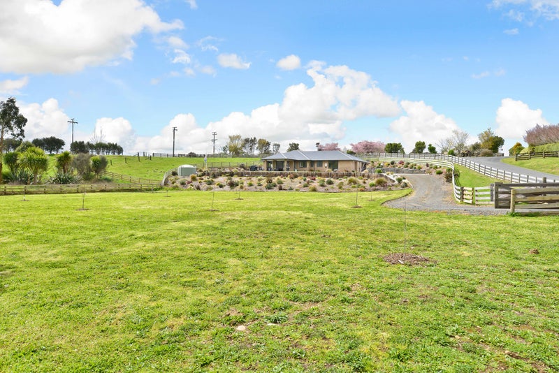 37D MANGAUIKA RD, PIRONGIA, TE AWAMUTU - Carousel 2