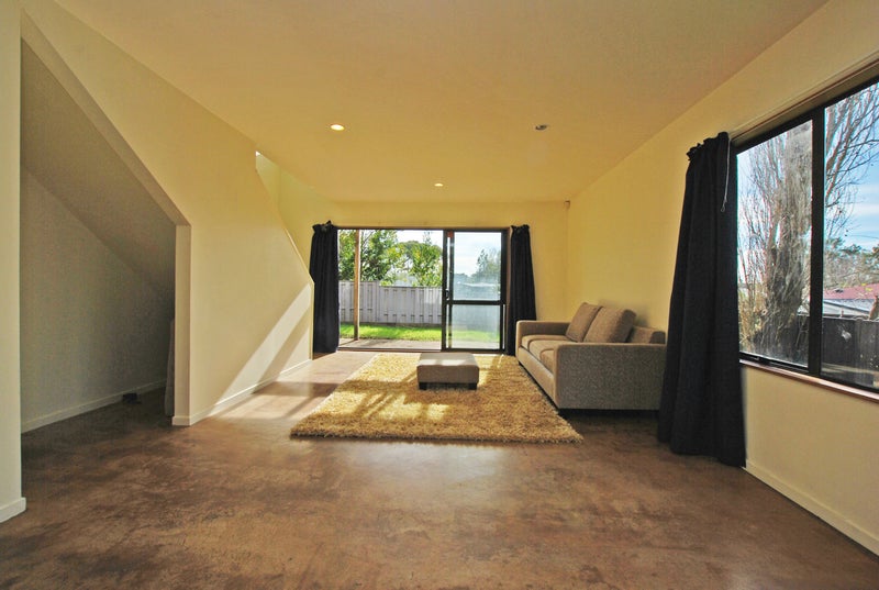 56C Commodore Drive, Lynfield, Auckland - Carousel 2