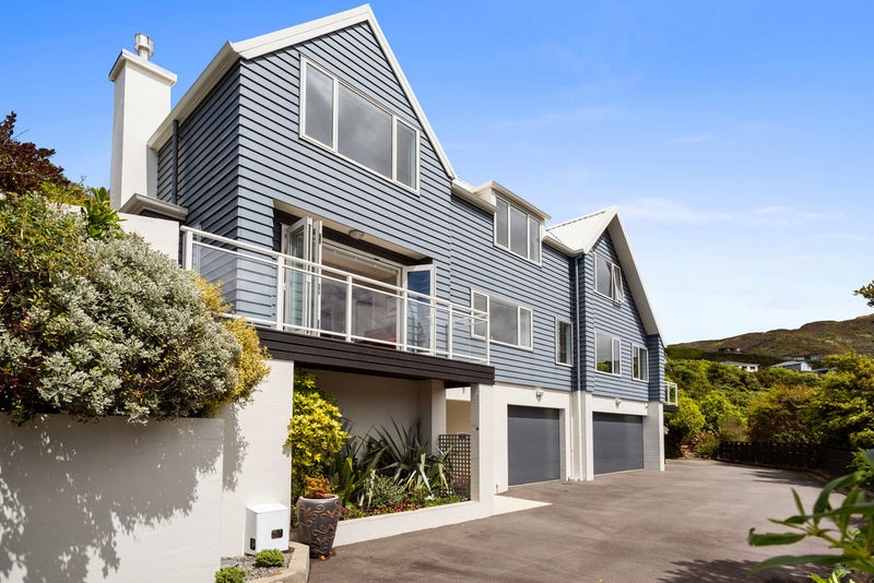 14 Cavalry Close, Crofton Downs, Wellington - Carousel 1