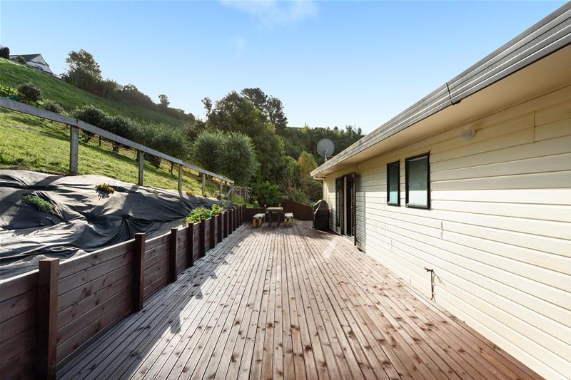 25 Bateleur Close, Welcome Bay, Tauranga - Carousel 23