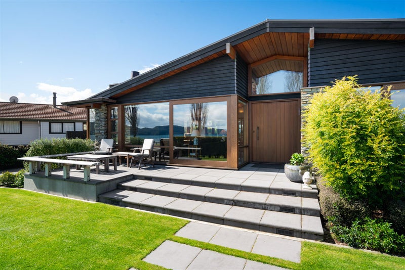 3 Kinloch Esplanade, Kinloch, Taupō - Carousel 25