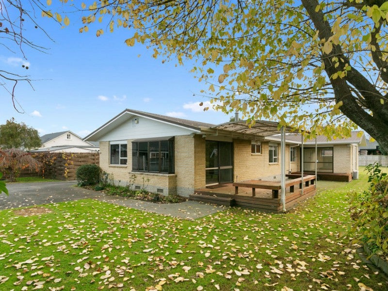 6 Don Croot Street, Morningside, Auckland - Carousel 1