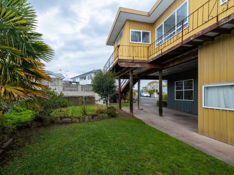 49 Cameron Road, Bluff Hill, Napier - Carousel 13