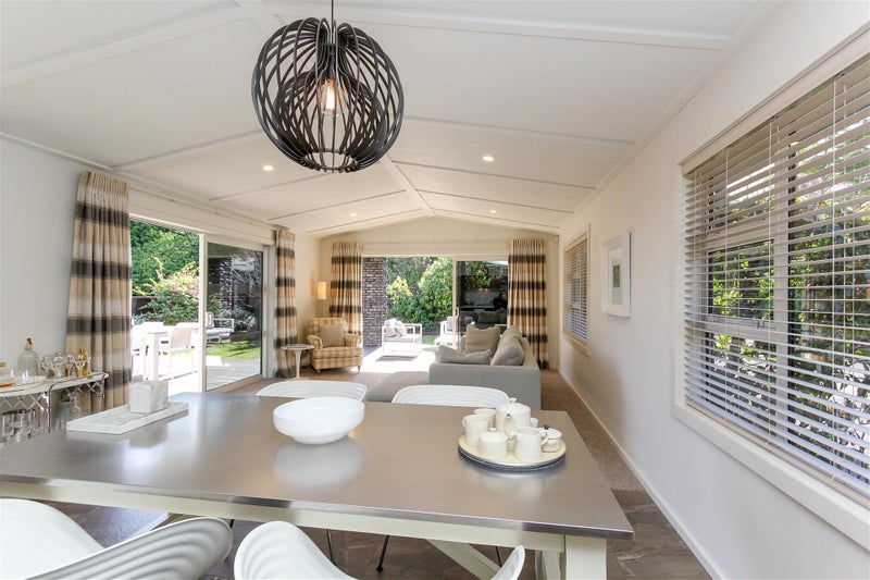 15 Adam Lile Drive, Highlands Park, New Plymouth - Carousel 35