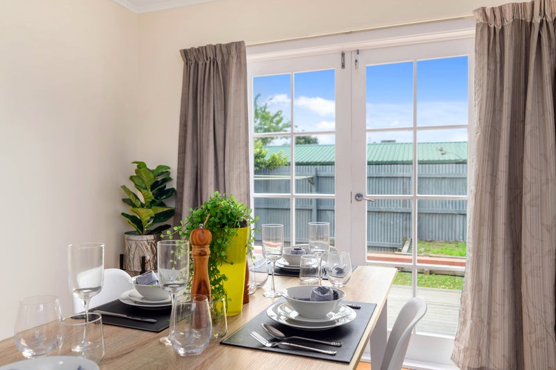 2A Bellvue Road, Kawaha Point, Rotorua - Carousel 17