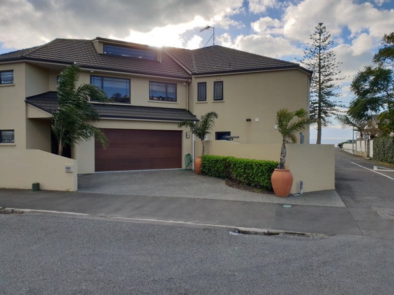 146 Waghorne Street, Ahuriri, Napier - Carousel 1