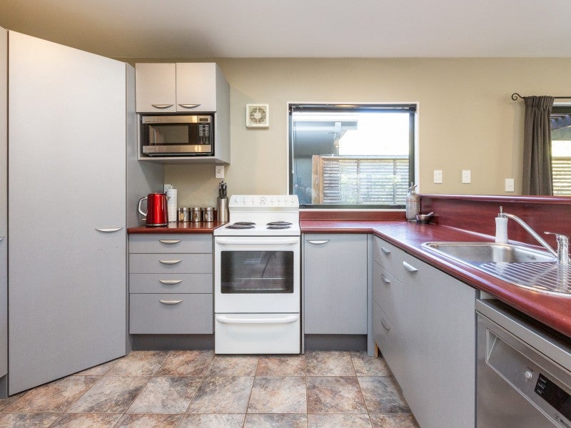 1/1017 Southland Road, Raureka, Hastings - Carousel 2