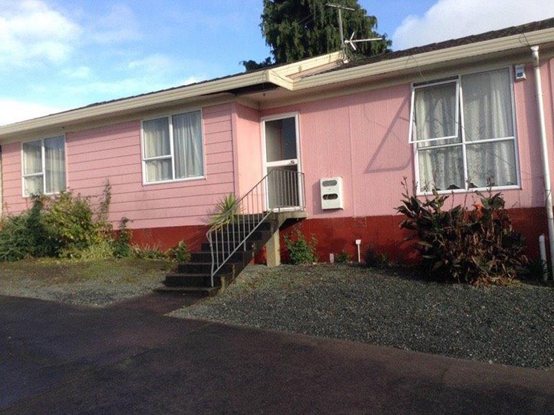 2/10 Coombe Avenue, Otara, Auckland - Carousel 1