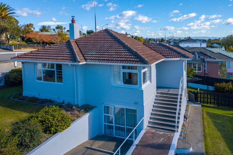 2 Sutter Street, Seaview, Timaru - Carousel 1