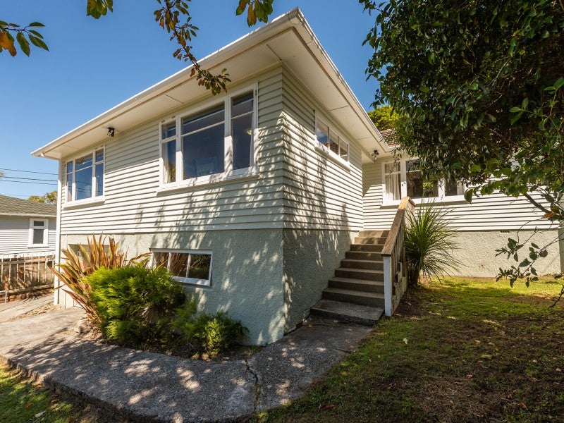 41 Cornford Street, Karori, Wellington - Carousel 2