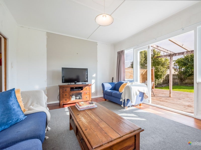 65 Naenae Road, Naenae, Lower Hutt - Carousel 2