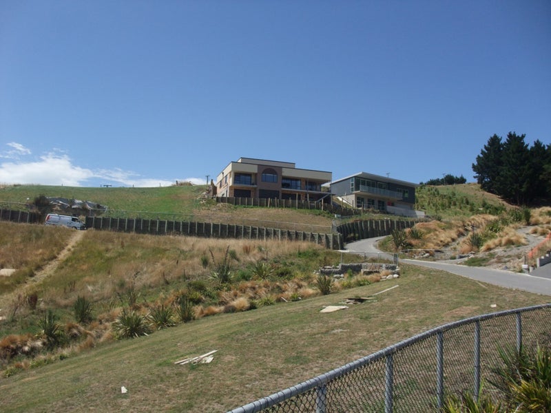 7 Rushden Rise, Westmorland, Christchurch - Carousel 2