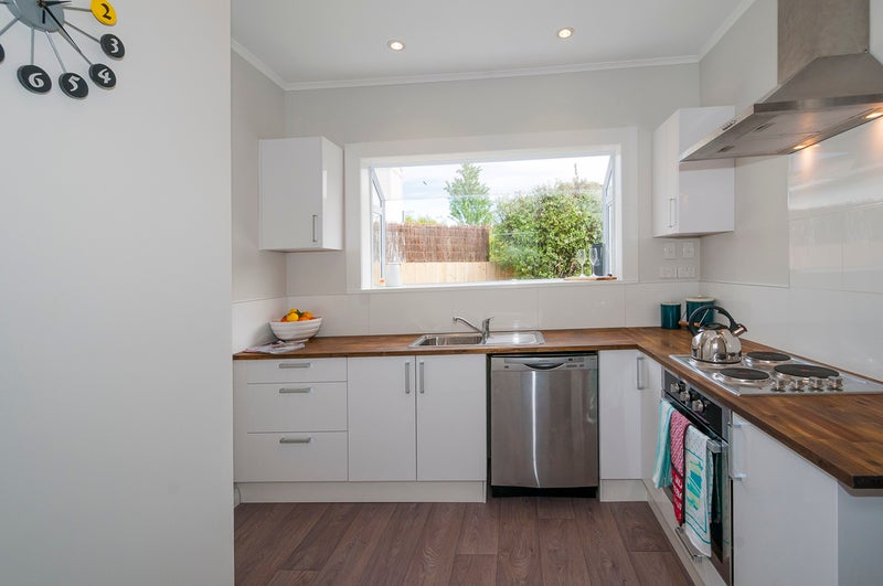 22 Wyndrum Avenue, Waterloo, Lower Hutt - Carousel 2