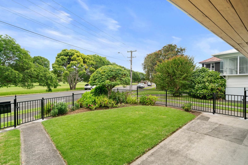72 Vale Street, Otumoetai, Tauranga - Carousel 2