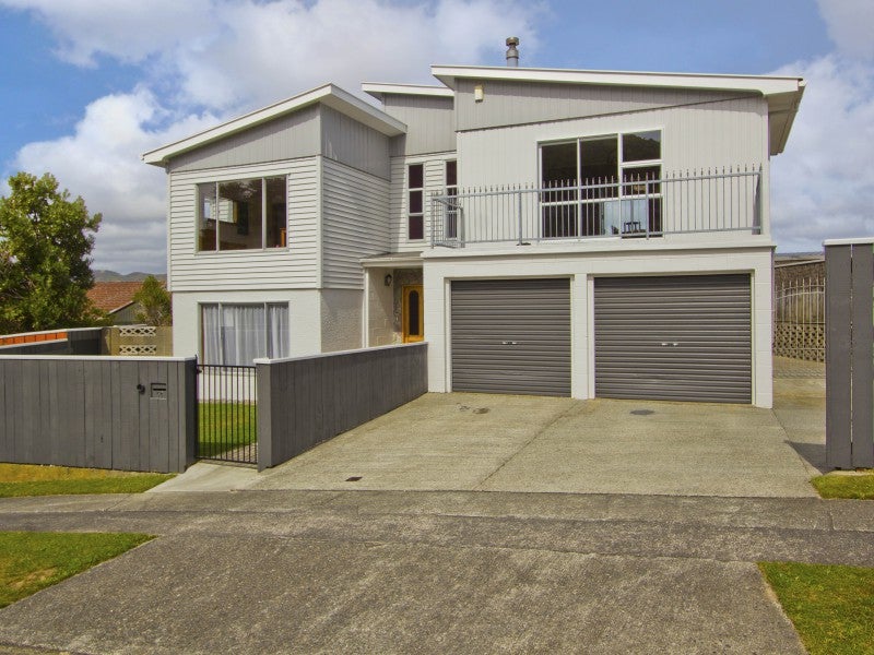 52 Mulberry Street, Maungaraki, Lower Hutt - Carousel 1