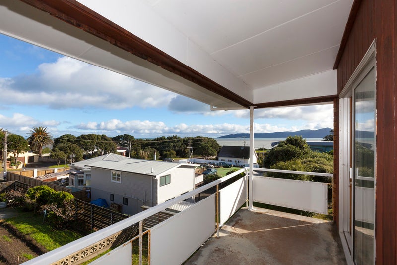 48B Wharemauku Road, Raumati Beach, Paraparaumu - Carousel 2