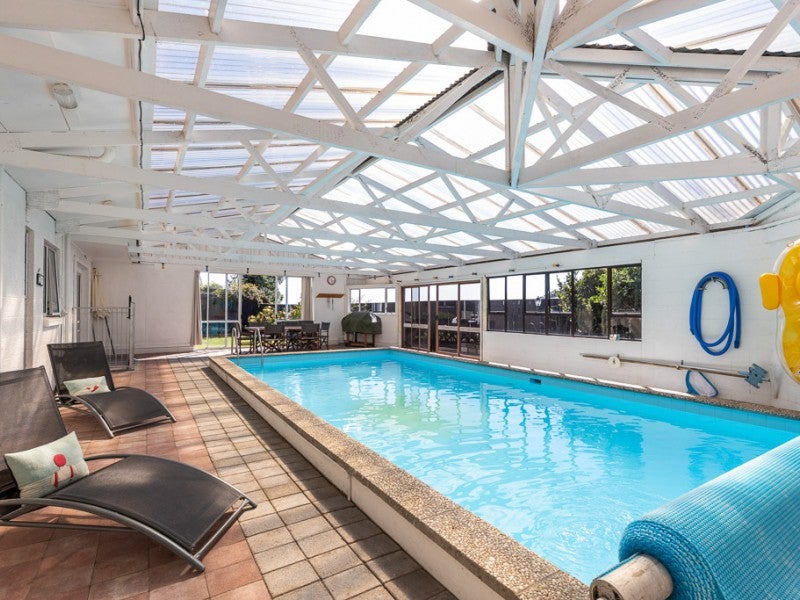 8 Saint Ives Grove, Whalers Gate, New Plymouth - Carousel 26