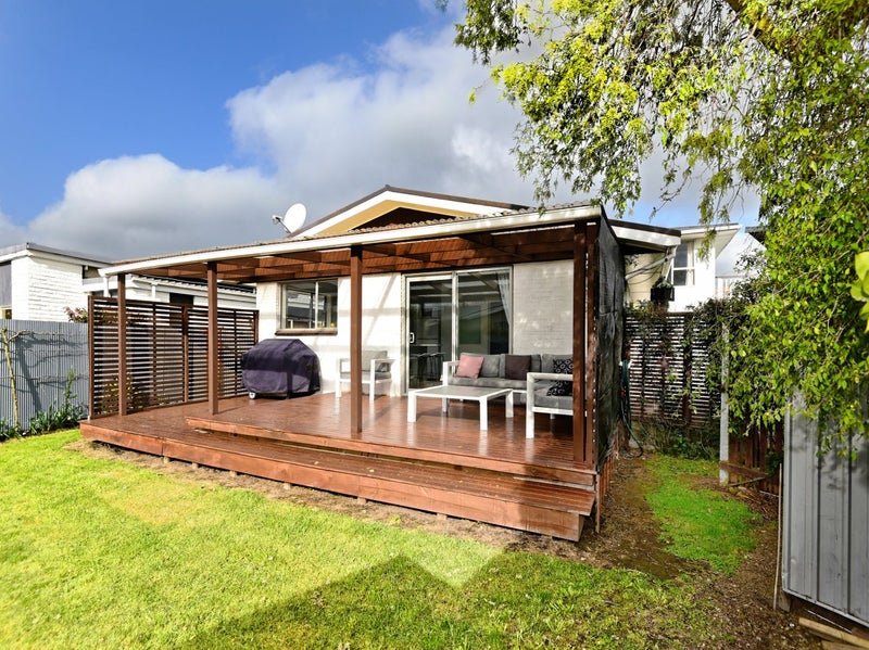 20 Bucknell Street, Sockburn, Christchurch - Carousel 2