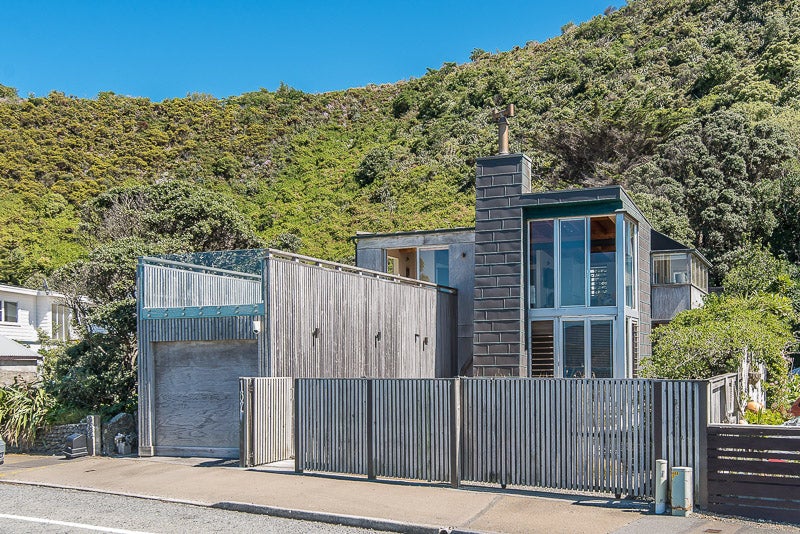 182 Breaker Bay Road, Breaker Bay, Wellington - Carousel 1
