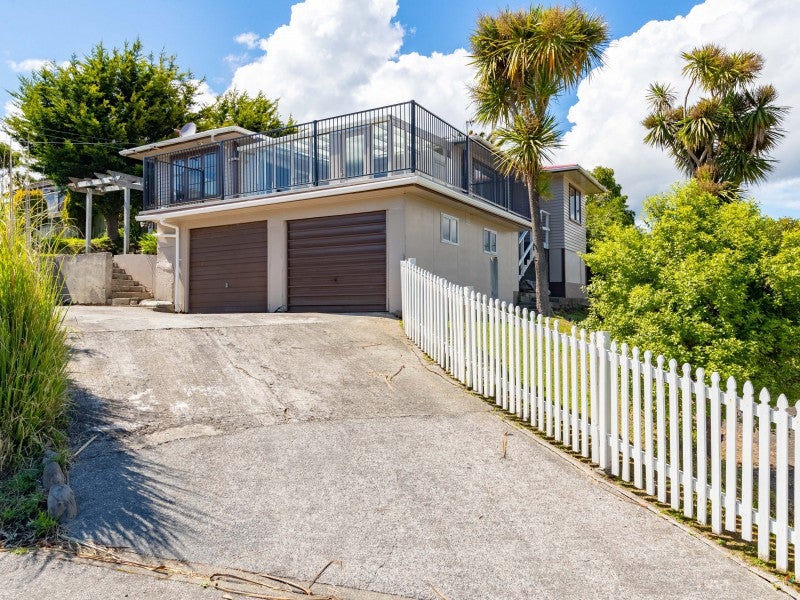 52 Cornwall Crescent, Cannons Creek, Porirua - Carousel 16