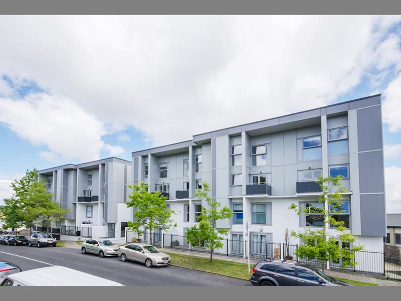 10/2 Western Springs Road, Kingsland, Auckland - Carousel 1