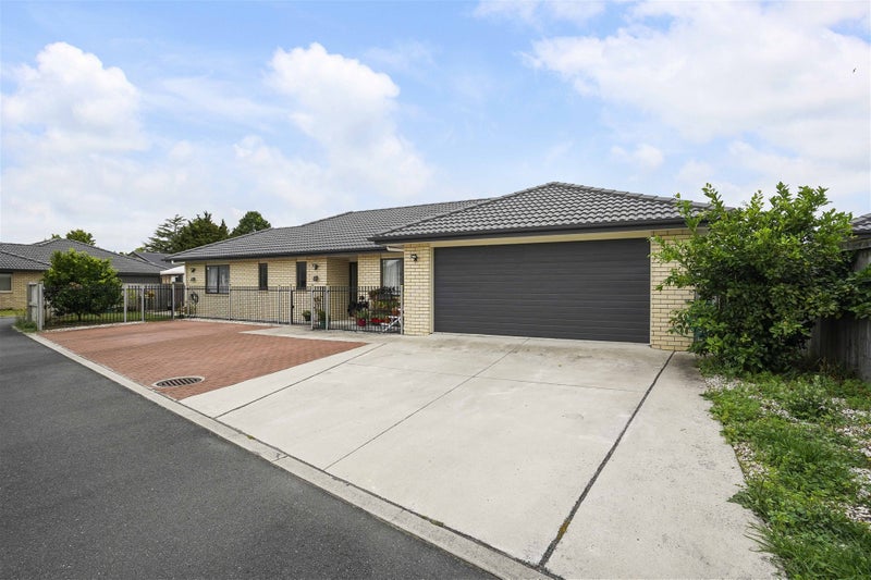 20 Southbrook Close, Glenview, Hamilton - Carousel 14