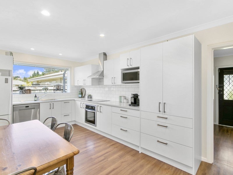 66 Hyde Street, Wainuiomata, Lower Hutt - Carousel 2