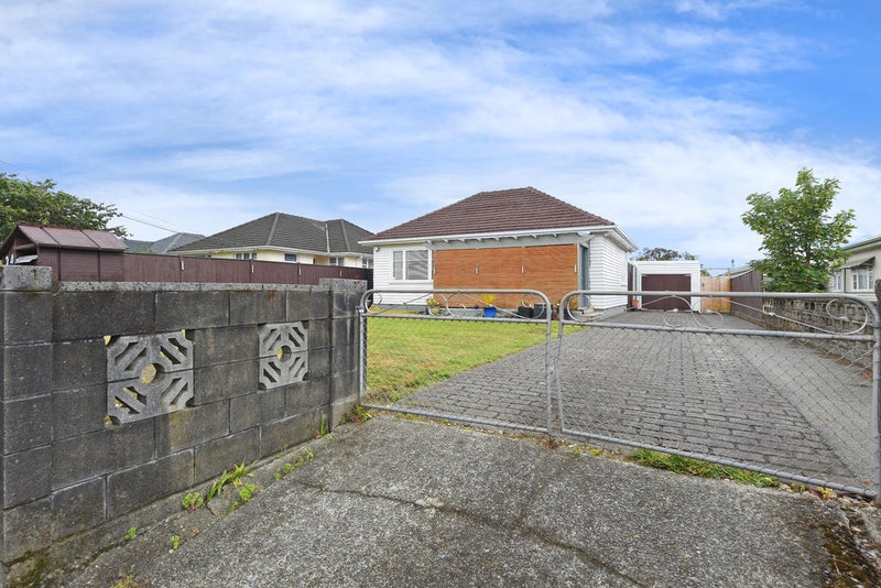 24 John Street, Trentham, Upper Hutt - Carousel 2