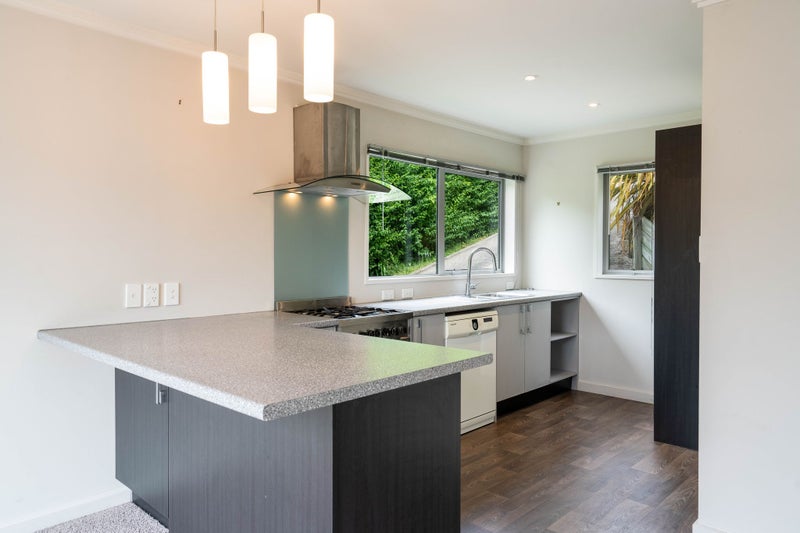 42 Oates Street, Kaikorai, Dunedin - Carousel 2