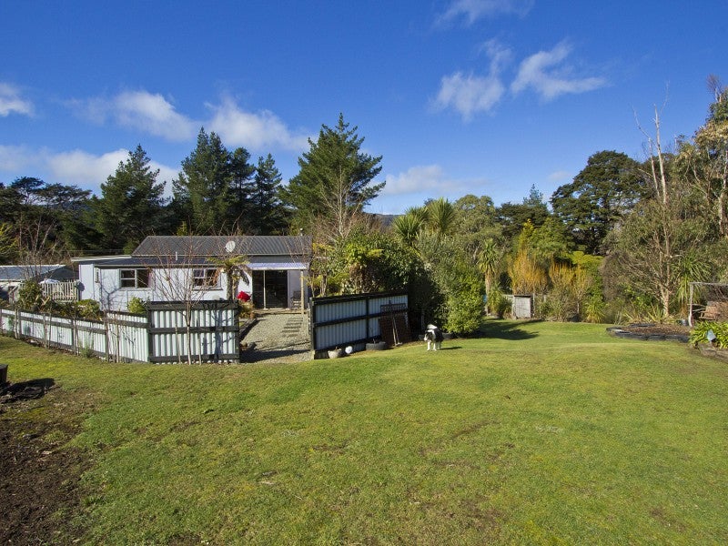 54A Stanley Street, Wainuiomata, Lower Hutt - Carousel 1