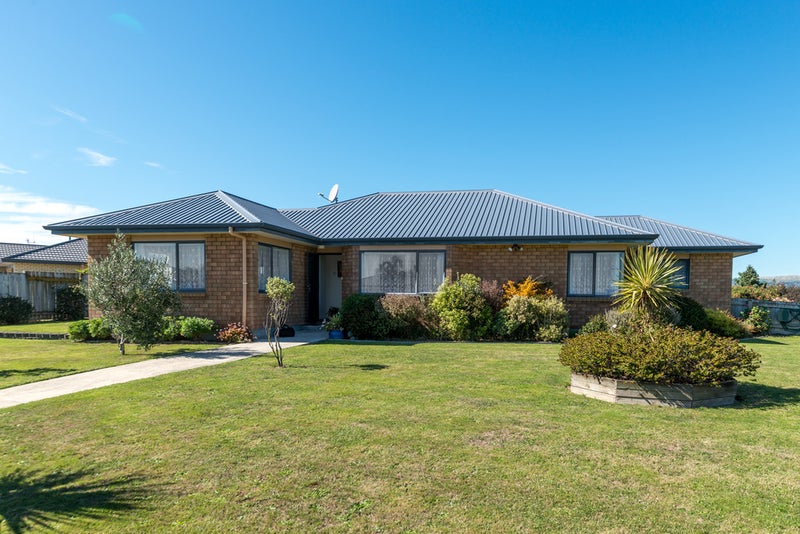 99 Peter Hall Drive, Kelvin Grove, Palmerston North - Carousel 1