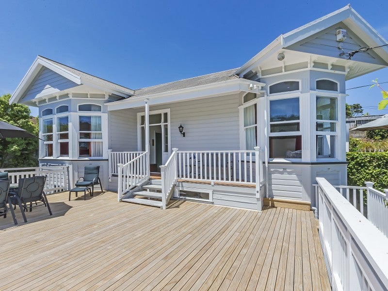 41 Cashmere Avenue, Khandallah, Wellington - Carousel 1