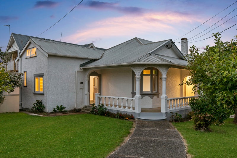 38 Cardigan Street, Morningside, Auckland - Carousel 1