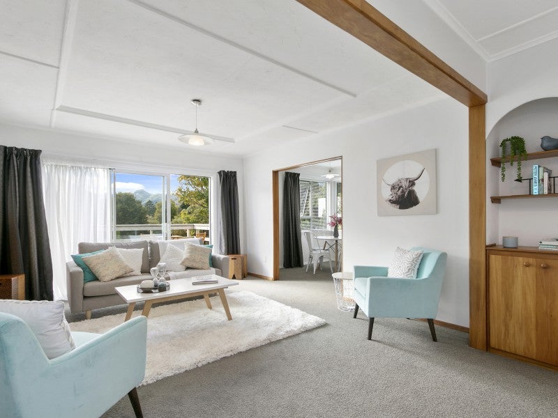 39 Poole Crescent, Wainuiomata, Lower Hutt - Carousel 2