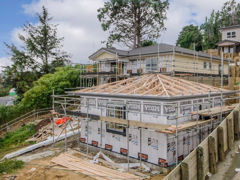 15 Rangeview Road, Sunnyvale, Auckland - Carousel 2