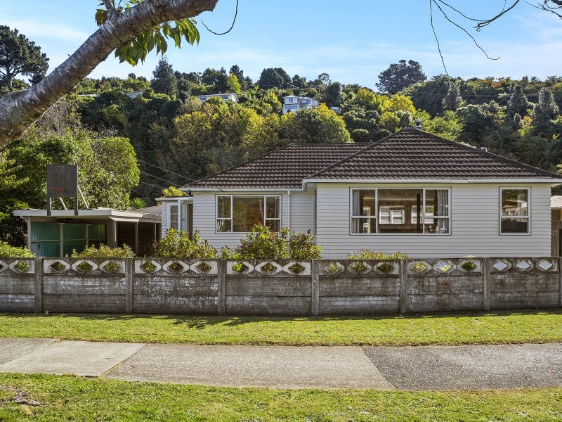 17 Owen Street, Belmont, Lower Hutt - Carousel 13