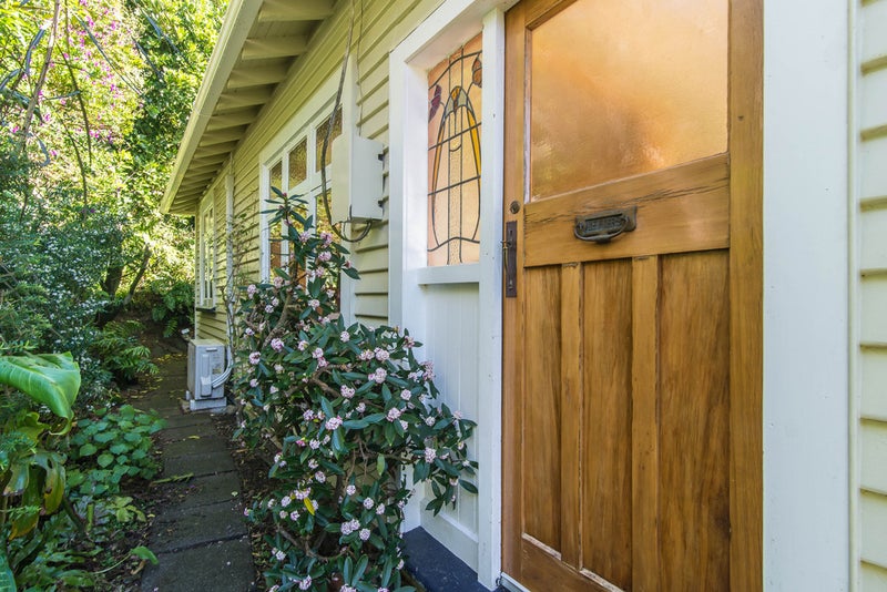 71 Farnham Street, Mornington, Wellington - Carousel 1