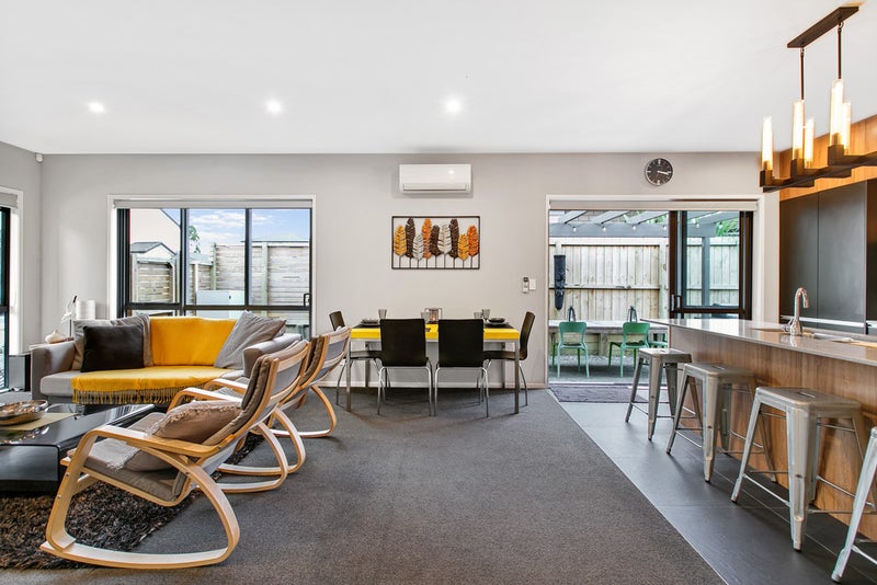 11 Marie Costello Way, Beach Haven, Auckland - Carousel 1