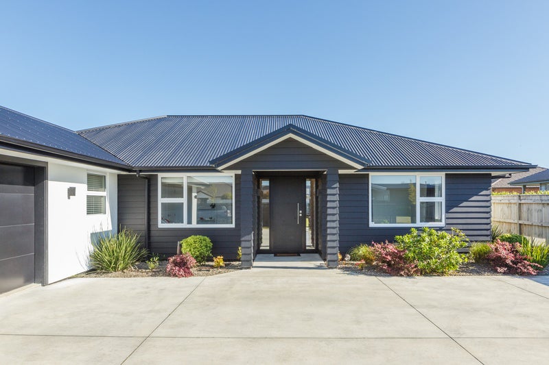 51 Rodeo Drive, Kelvin Grove, Palmerston North - Carousel 2