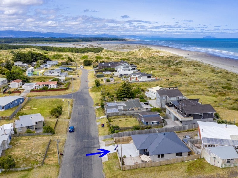 18 Marine Parade South, Foxton Beach, Foxton - Carousel 2